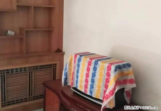 共和街繁华地段 4楼 二居室 温馨干净 带简单家具 - 房屋出租 - 房屋租售 - 武威分类信息 - 武威28生活网 wuwei.28life.net